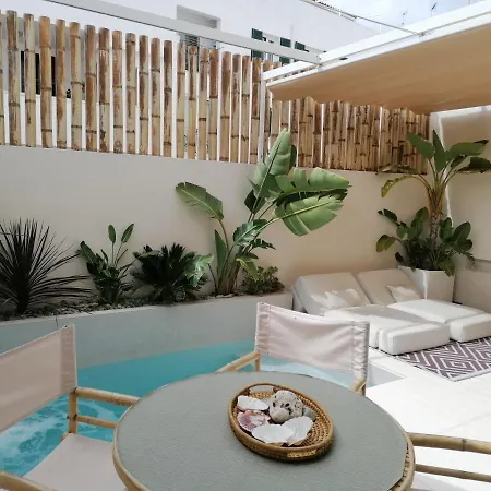 Casa Paraiso *